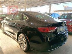 Chrysler 200